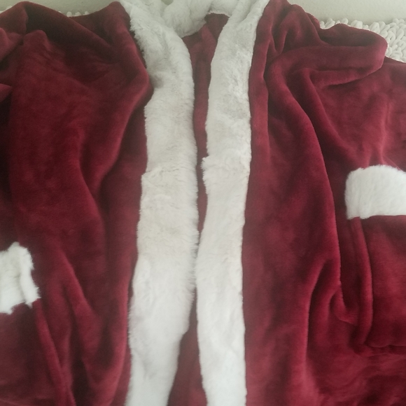 Nwot- cozy plush body wrap - Picture 5 of 7